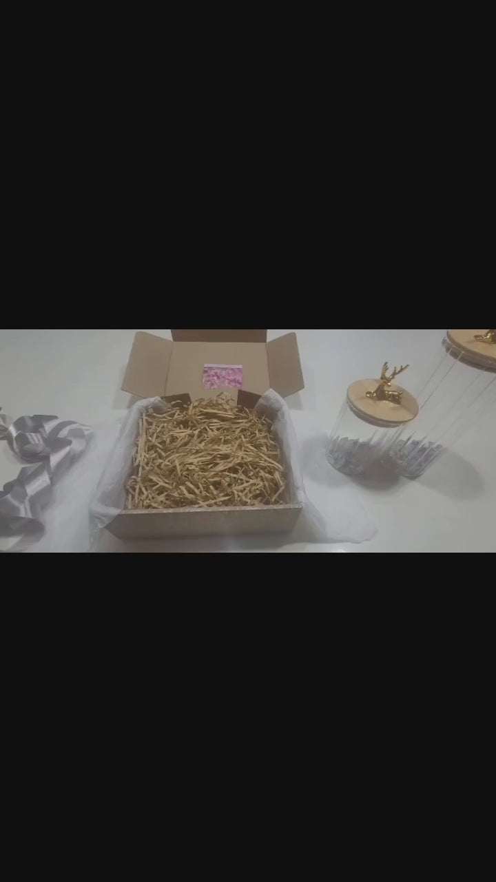 Gifting Mystery box - 10 surprise items